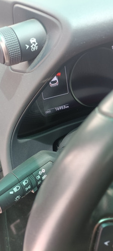Lexus UX 2.0 Dynamic Aut. 5p Hibrido