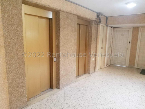 Imagen 23 de 30 de /apartamento_en_venta_en_caracas_en_altamira_ Rah-22-17770 Orlando Figueira 04125535289/04242942992