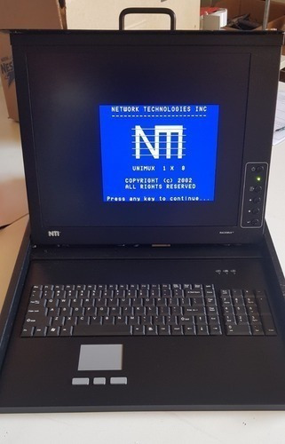 Gaveta Rackmux Kvm Com Comutador Kvm Usb Embutido Nti 17 (Usado)
