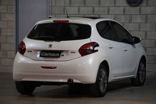 Peugeot 208 1.6 Feline