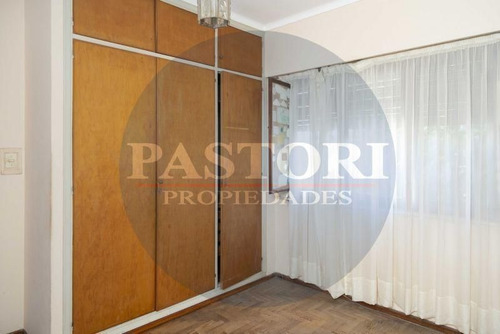 Olivos Golf. Lindo Chalet 4 Amb Con Patio! Visitelo..