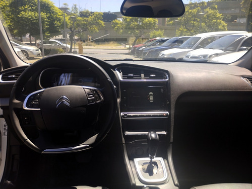Citroen C4 Lounge Shine At, 2018, Blanco, 120000kms