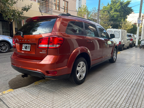 Dodge Journey 2.4 Sxt Atx Techo 3filas