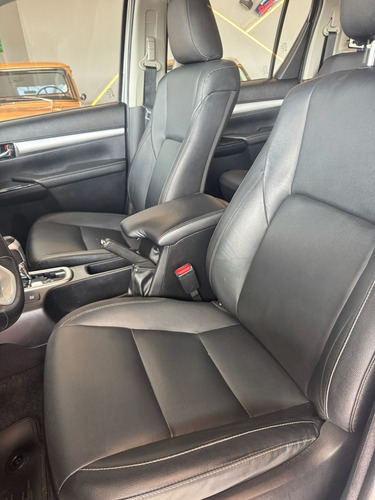 Toyota Hilux 2.7 SRV 4X4 CD 16V FLEX 4P AUTOMÁTICO
