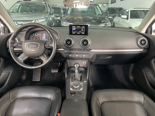 Audi A3 Sedan 1.4 Tfsi Ambiente Flex Tiptronic 4p