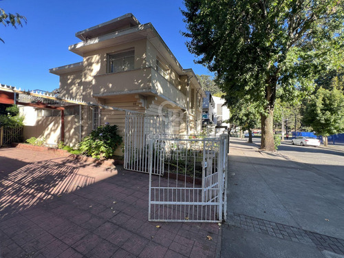 Casa Comercial En Centro De Concepción
