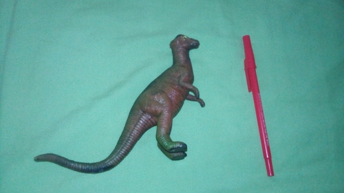 Dinosaurios Y Un Tigre De Juguete (Usado)