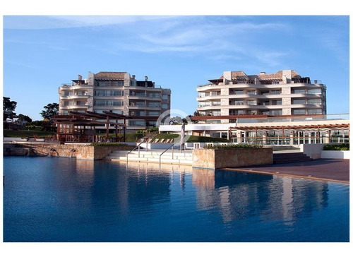 Apartamento En Venta - Mansa- Ref: 1999