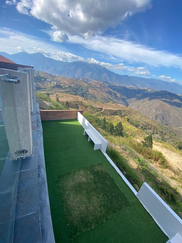 Imagen 20 de 23 de Townhouse En Urbanización Loma Linda El Hatillo Caracas