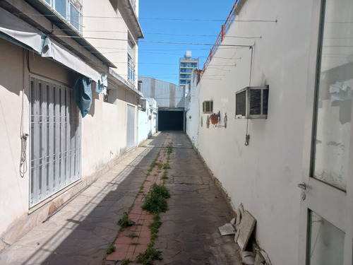 Venta Lote Interno Con Galpon Y Oficina A Reciclar