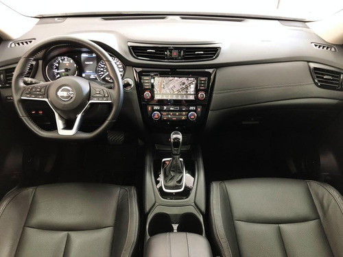 Imagen 7 de 15 de Nissan X-trail Exclusive 2 Row