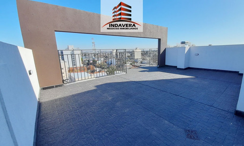 Venta Departamento De 3 Amb Terraza Propia. 2 Cocheras Caseros Centro