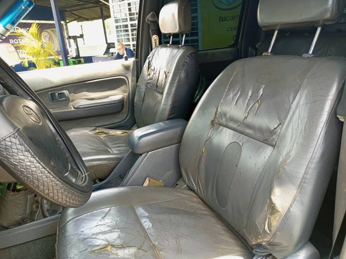 Imagen 11 de 16 de Toyota Hilux