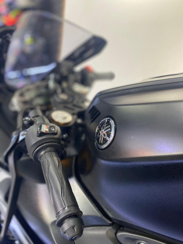 Yamaha R-15 Modelo 2025