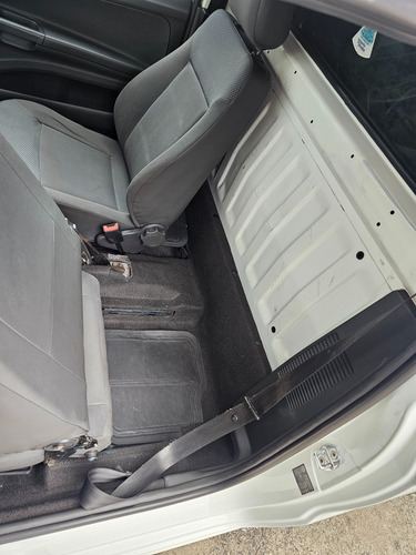 Volkswagen Saveiro 1.6 Cab. Simples Total Flex 2p