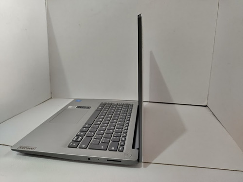 Computadora Laptop Lenovo Ideapad 3 14igl05 (Usado)