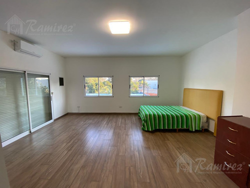 Quinta 4 Ambientes En Venta - Francisco Alvarez, Moreno