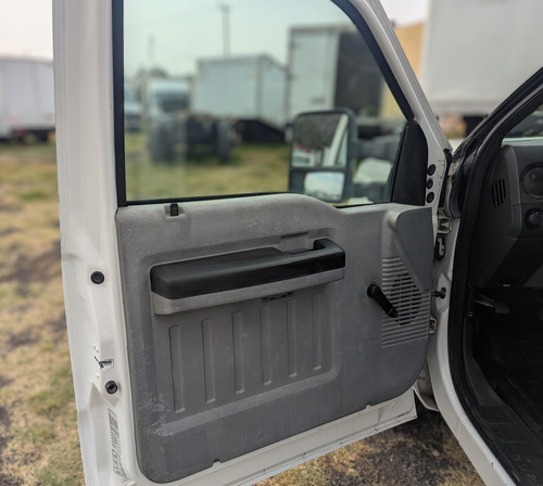 Ford F250 V8 Gasolina 2012, Automática (5 Toneladas)
