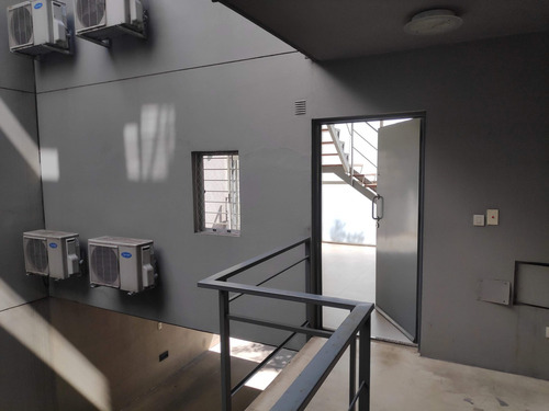 Depto. Duplex Venta Nuñez 3 Amb C/coch. 77 M.