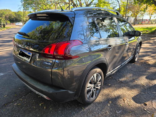 Peugeot 2008 1.6 Feline am20