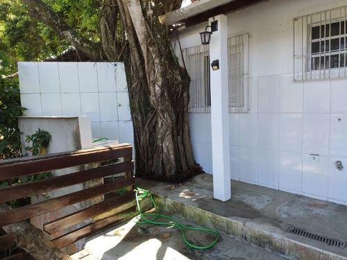 Imagem 5 de 20 de Casa À Venda Na Avenida Marginal Esquerda, Jardim Porto Novo, Caraguatatuba - Sp - Liv-9515