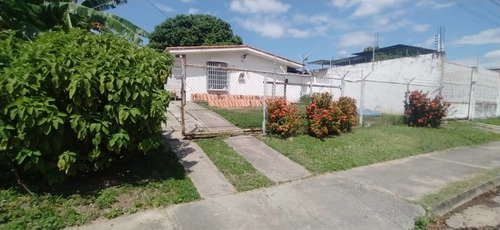 Imagen 1 de 13 de Casa En Urbanización Corinsa, Cagua Edo. Aragua