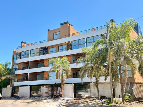 Departamento En Villa Gobernador Udaondo