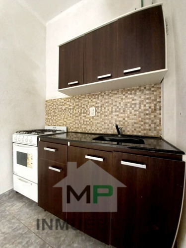 Imagen 6 de 8 de Venta De Local Comercial En La Tablada, Oportunidad!