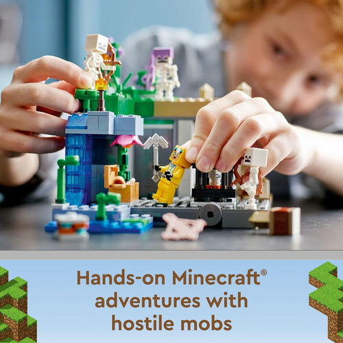 Set Lego Minecraft The Skeleton Dungeon, 21189 Constructi...
