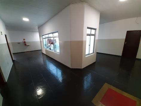 Imagem 2 de 10 de Sala Comercial Na Vila Bernadotti - Loc278113
