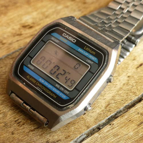 Imagen 4 de 5 de Casio Digital 80's Antiguo Cronógrafo Fecha Luz Rar 28221swt