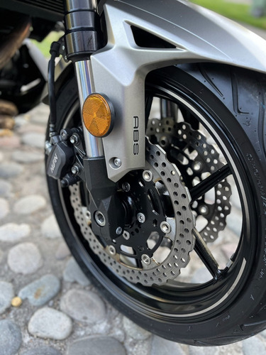 Imagen 8 de 10 de Kawasaki Versys 650 Abs