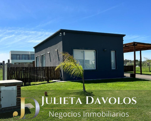 Casa En Venta / Alquiler En San Sebastián Área 13