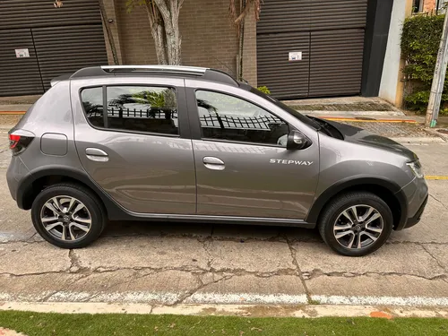 Renault Stepway 1.6 Intens Cvt