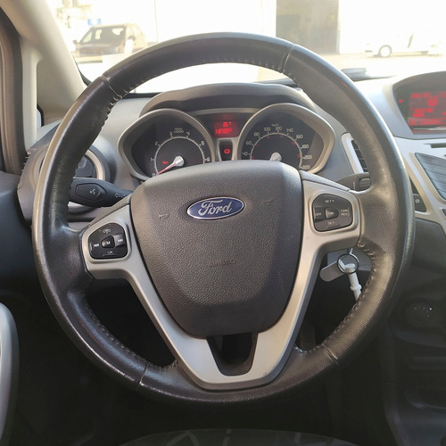 Ford Fiesta Kinectic Titanium