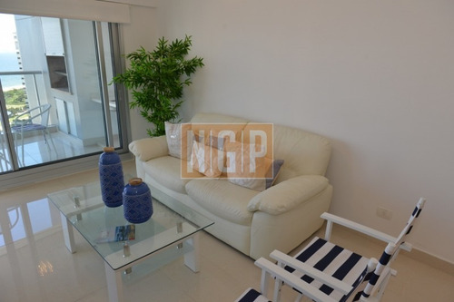 Apartamento Con Vista Espectacular, Y Con Todos Los Servicios!! -ref:15729