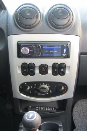 Renault Logan 1.6 Expression