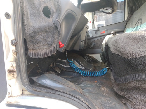 Imagem 10 de 14 de Mb 1620 08/08 - Truck Chassi - R$ 170.000