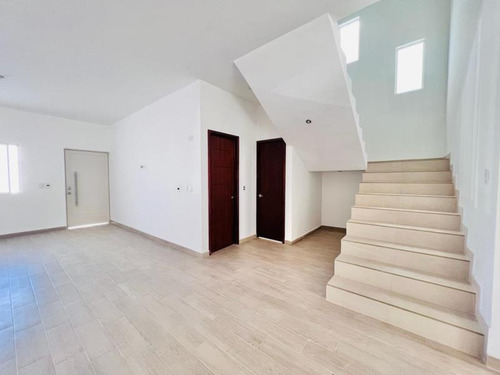 Casa En Venta En Los Doctores, Lerdo, Durango