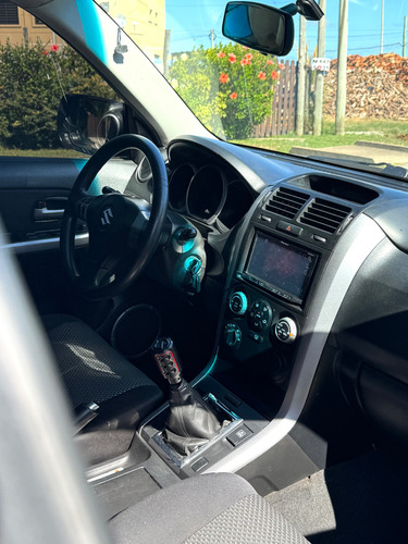 Suzuki Grand Vitara 2.0 Mt