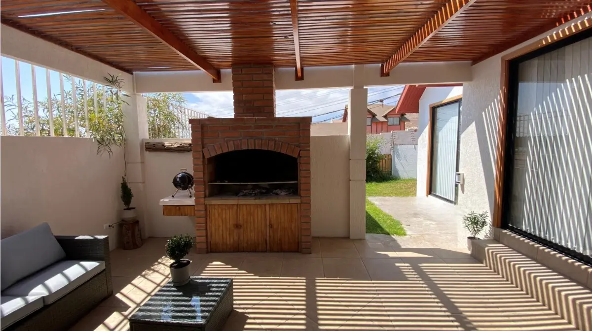 Imagen 2 de 17 de Casa En Venta En Jardines Del Sur