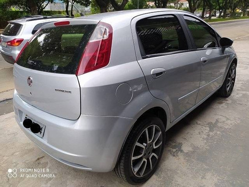 Fiat Punto 1.4 Attractive 8v Flex 4p Manual