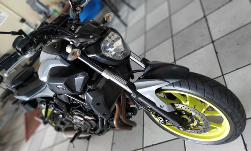 Imagem 5 de 13 de Yamaha Mt 07 Abs