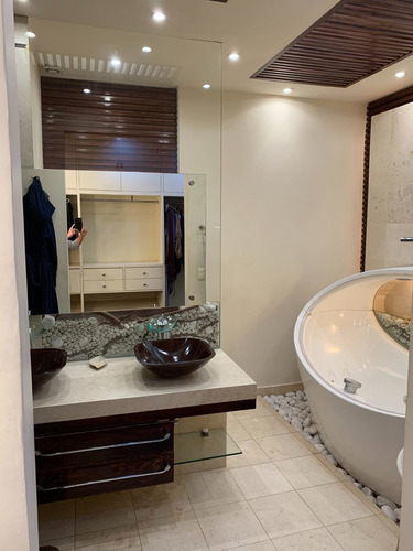 Imagen 12 de 27 de Bajo De Precio Casa En Venta, Bosques De Las Lomas