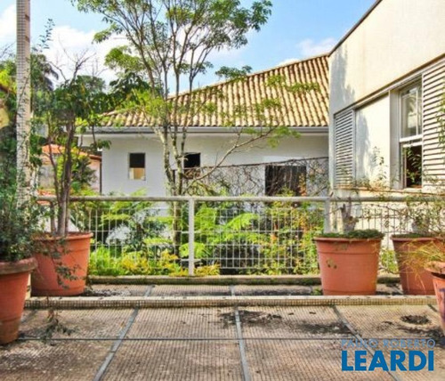 Imagem 10 de 15 de Casa Assobradada - Pacaembú - Sp - 602681