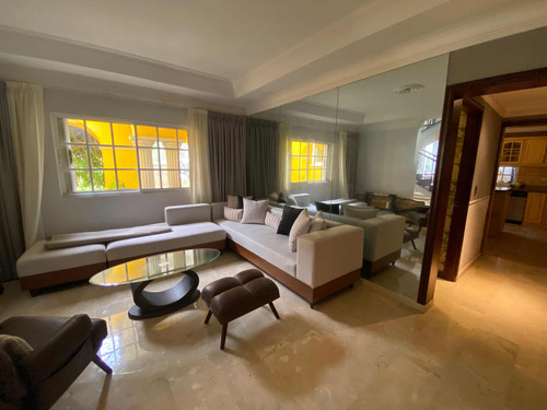 Majestuosa Casa En Altos De Arroyo Hondo 3
