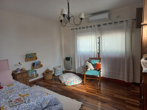 Hermosa Y Moderna Casa En Venta, Marcos Paz