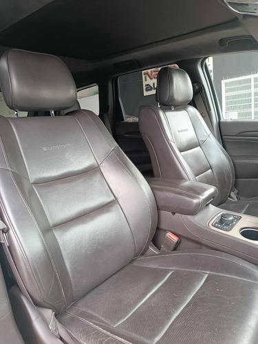 Jeep Grand Cherokee 5.7 Summit 4x4 Mt
