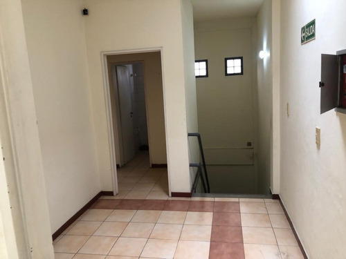 Imagen 14 de 17 de Complejo De Oficinas En 1º Piso Ezeiza Paseo French