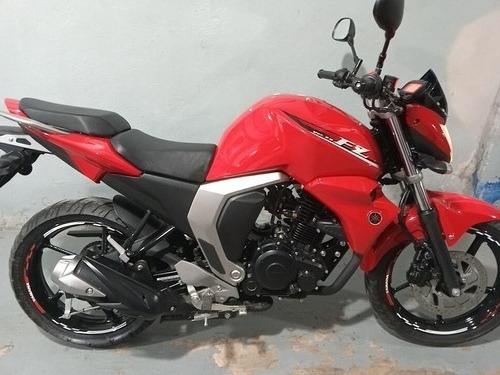 Yamaha  Fz16 F1